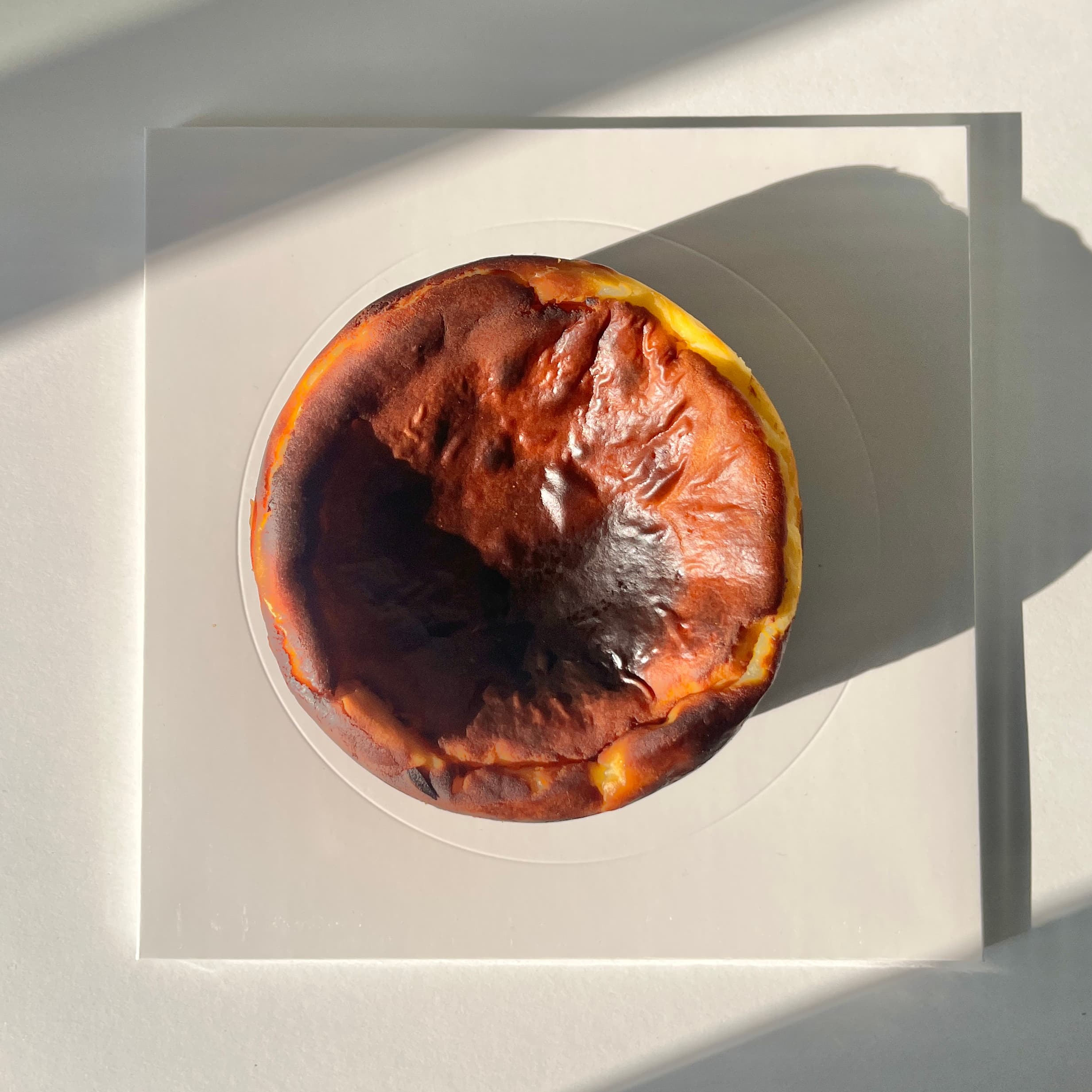 바스크 치즈케이크 탑뷰